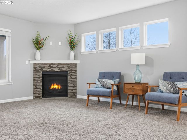 2110 THOMPSON FALLS Dr, Seaside, OR 97138