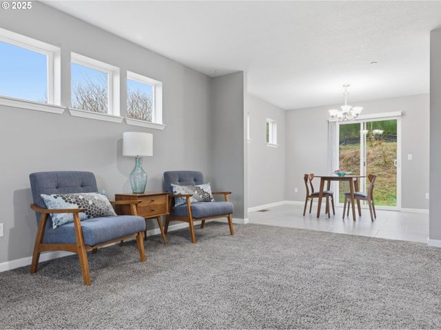 2110 THOMPSON FALLS Dr, Seaside, OR 97138