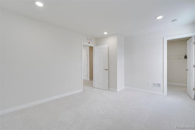 2882 Trillium Hills Drive, Commerce Twp, MI 48382