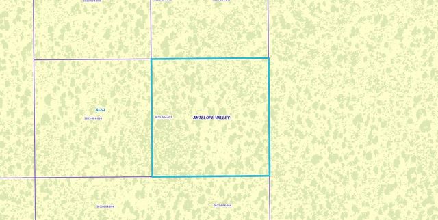 Vic Ave S10, Palmdale, CA 93591