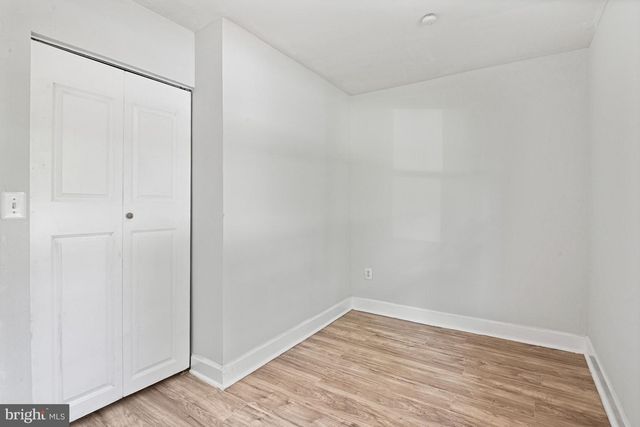 501 E POPLAR RD E, Sterling, VA 20164