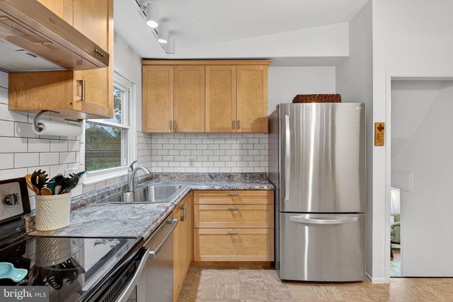 141 SUMMER LN, Lititz, PA 17543