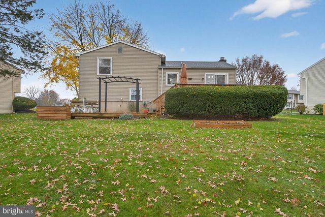 141 SUMMER LN, Lititz, PA 17543