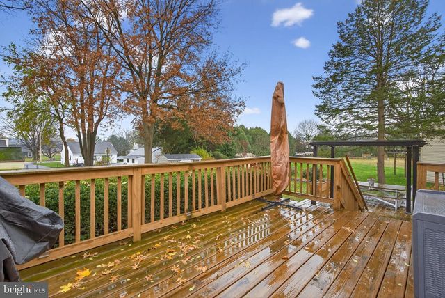 141 SUMMER LN, Lititz, PA 17543