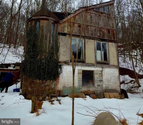 15899 NEWPORT RD, Mount Airy, MD 21771