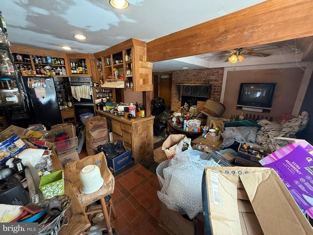 15899 NEWPORT RD, Mount Airy, MD 21771