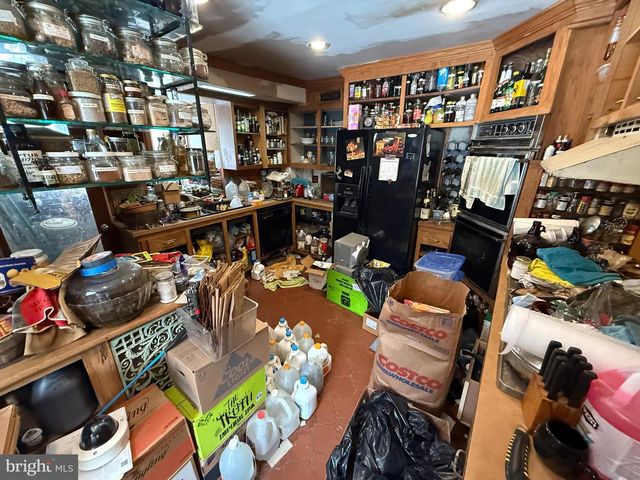 15899 NEWPORT RD, Mount Airy, MD 21771