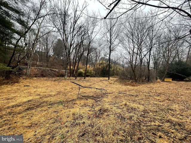 15899 NEWPORT RD, Mount Airy, MD 21771