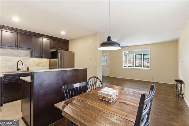 873 Wayland Court SE, Smyrna, GA 30080