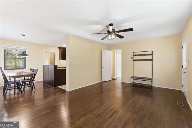 873 Wayland Court SE, Smyrna, GA 30080