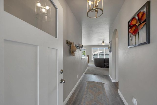 2841 TAMBOUR TRAIL, De Pere, WI 54115