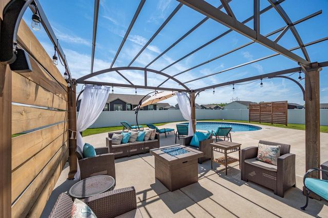 2841 TAMBOUR TRAIL, De Pere, WI 54115