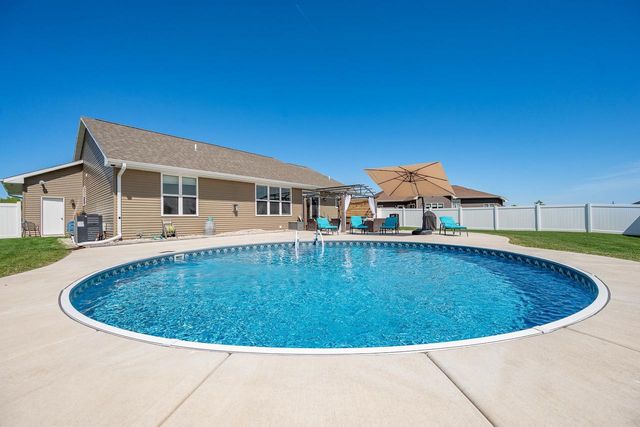 2841 TAMBOUR TRAIL, De Pere, WI 54115