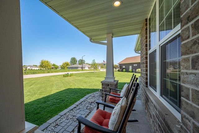 2841 TAMBOUR TRAIL, De Pere, WI 54115
