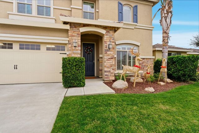 198 Nelson Street, Tulare, CA 93274