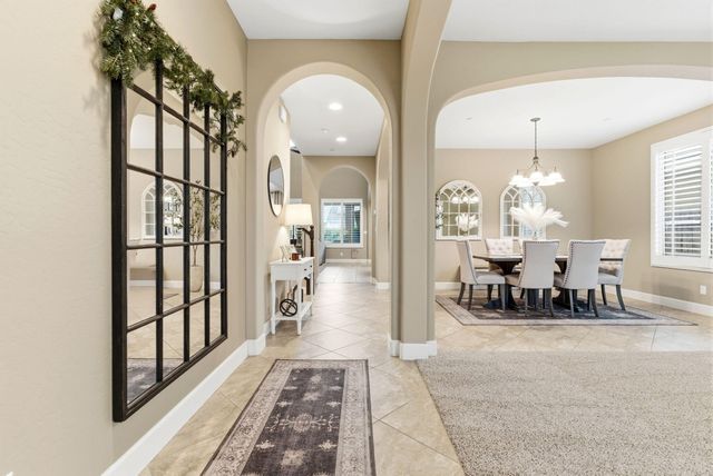 198 Nelson Street, Tulare, CA 93274