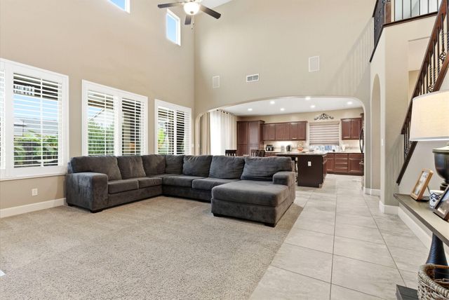 198 Nelson Street, Tulare, CA 93274