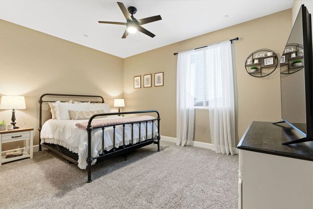 198 Nelson Street, Tulare, CA 93274