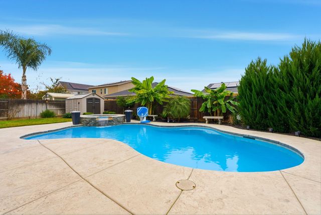 198 Nelson Street, Tulare, CA 93274