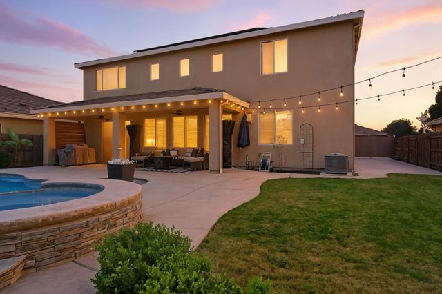 198 Nelson Street, Tulare, CA 93274