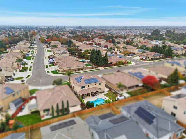 198 Nelson Street, Tulare, CA 93274