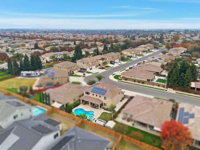 198 Nelson Street, Tulare, CA 93274