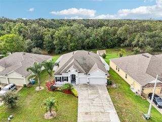 1813 FOREST GLEN DRIVE, Fruitland Park, FL 34731