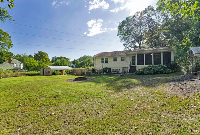 81 Briarwood Drive, Guilford, CT 06437