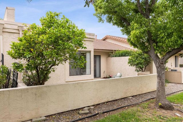 18011 Avenida Alozdra, San Diego, CA 92128