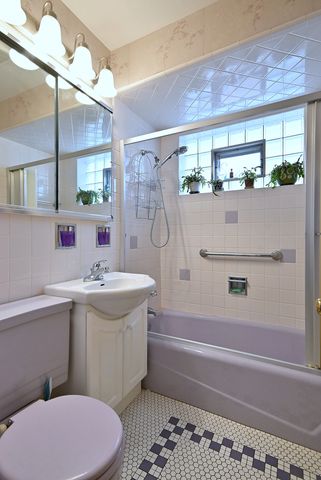 3604 N Linder Avenue, Chicago, IL 60641