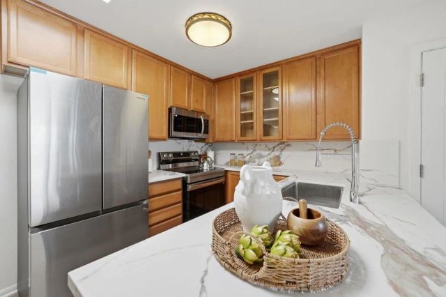 7717 Margerum Avenue 219, San Diego, CA 92120