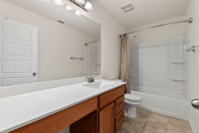3326 PUTNAM FLDS, Converse, TX 78109