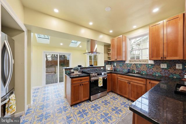 3211 VARNUM ST, Mount Rainier, MD 20712