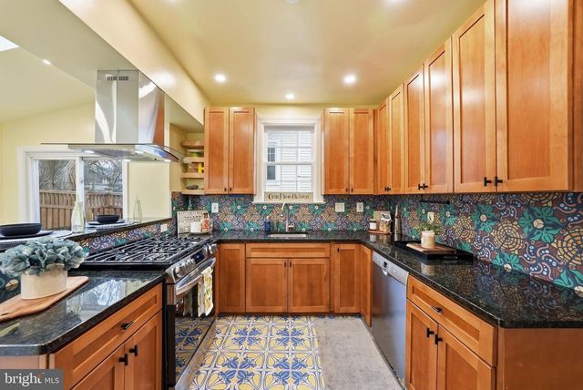 3211 VARNUM ST, Mount Rainier, MD 20712