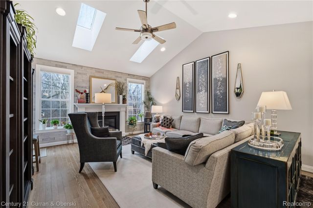 42908 Cardinal Way, Novi, MI 48375