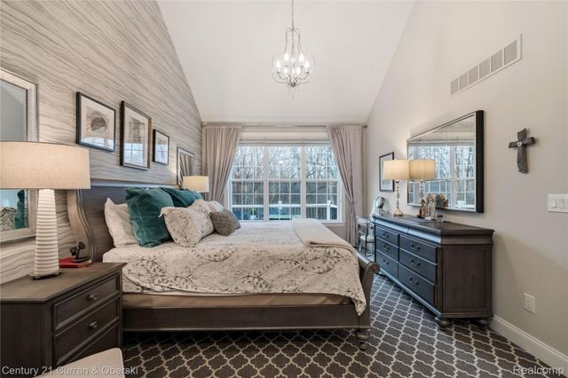 42908 Cardinal Way, Novi, MI 48375