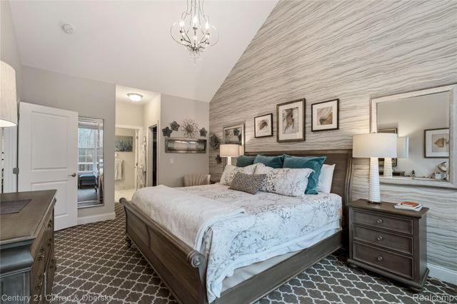 42908 Cardinal Way, Novi, MI 48375