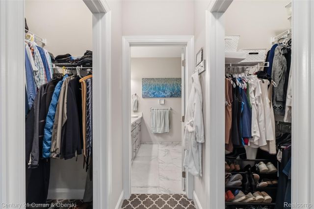 42908 Cardinal Way, Novi, MI 48375