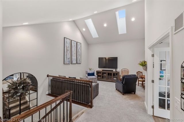 42908 Cardinal Way, Novi, MI 48375