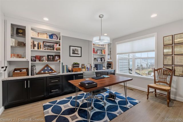 42908 Cardinal Way, Novi, MI 48375