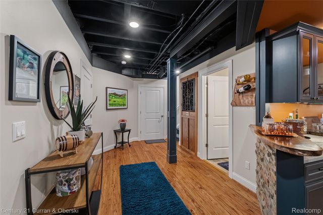 42908 Cardinal Way, Novi, MI 48375