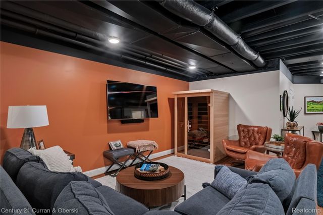 42908 Cardinal Way, Novi, MI 48375