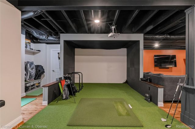 42908 Cardinal Way, Novi, MI 48375