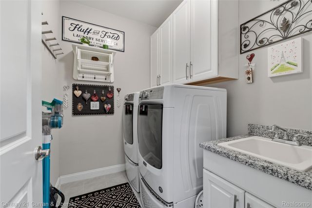 42908 Cardinal Way, Novi, MI 48375