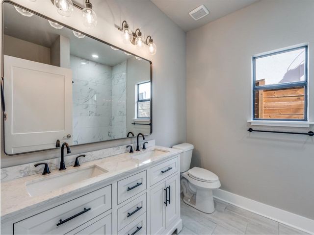 4 Senisa ST, Wimberley, TX 78676