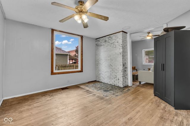 114 W Washington Street, New Richmond, IN 47967