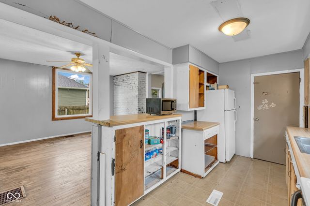114 W Washington Street, New Richmond, IN 47967