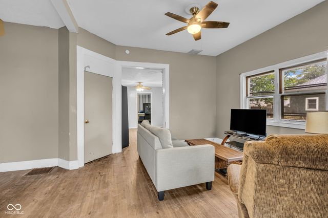 114 W Washington Street, New Richmond, IN 47967