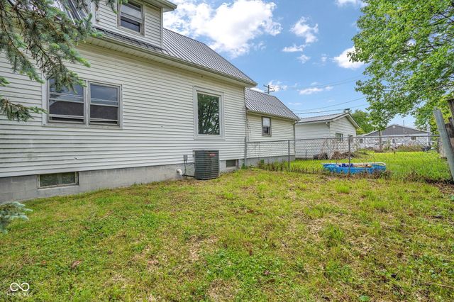 114 W Washington Street, New Richmond, IN 47967