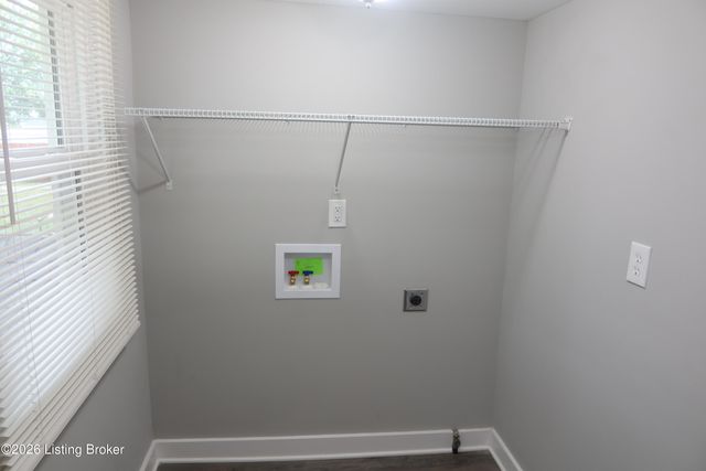 544 W Whitney Ave, Louisville, KY 40215